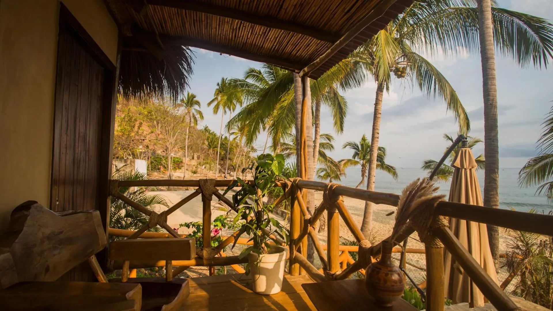 Panchos Paradise Cabana Parota Puerto Vallarta