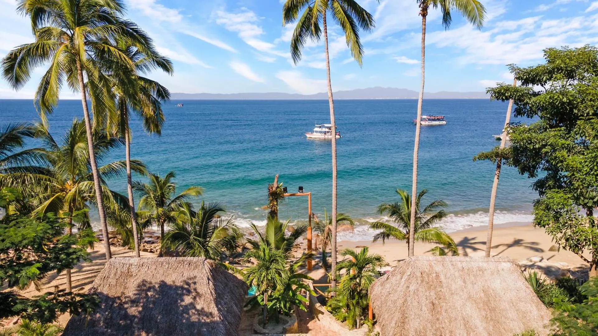 Panchos Paradise Cabana Parota Puerto Vallarta