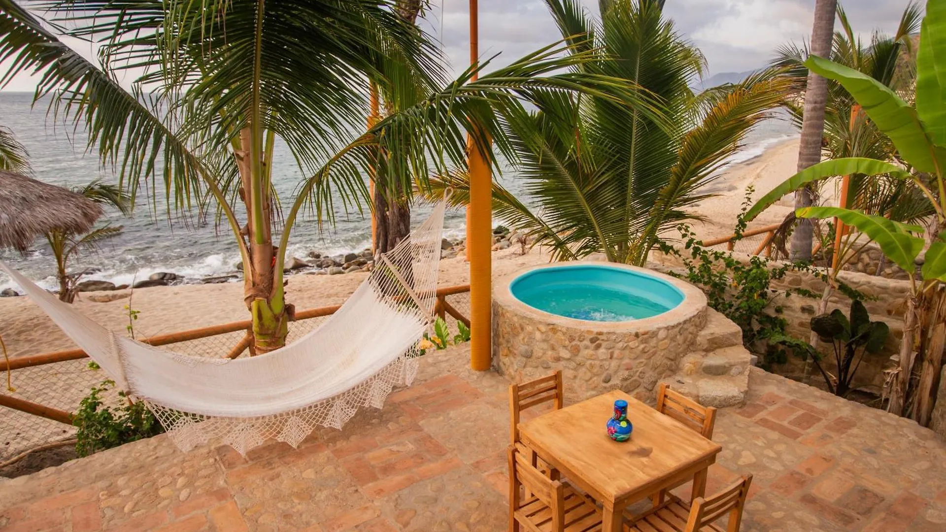 Panchos Paradise Cabana Parota Puerto Vallarta